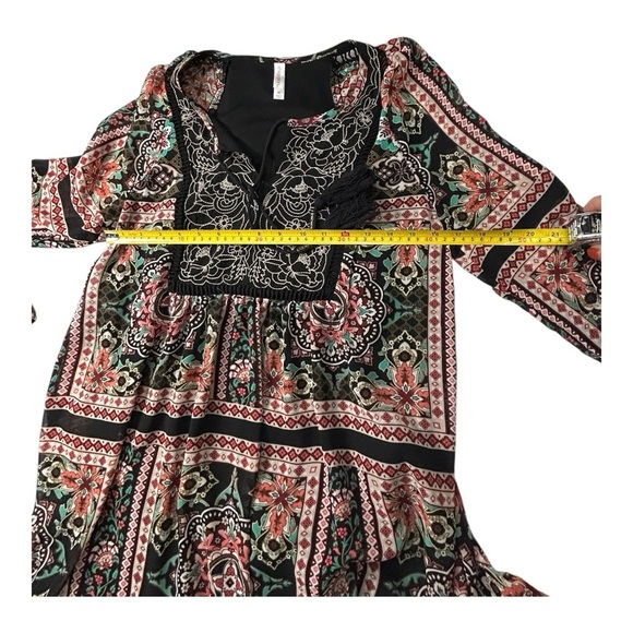 Xhilaration Boho  Dress Size Medium
Beautiful black coral floral print relaxed - Picture 8 of 14